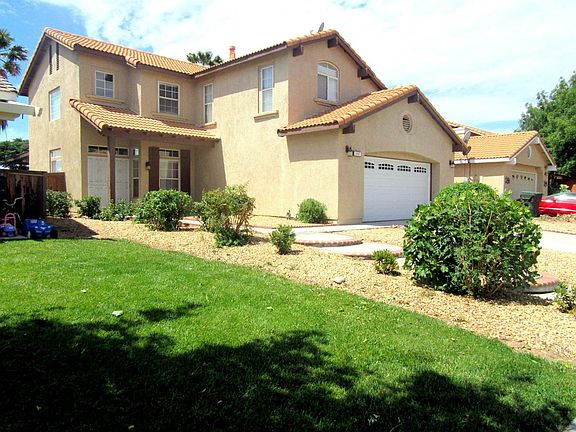 3rd image of 12557 Loma Verde Dr