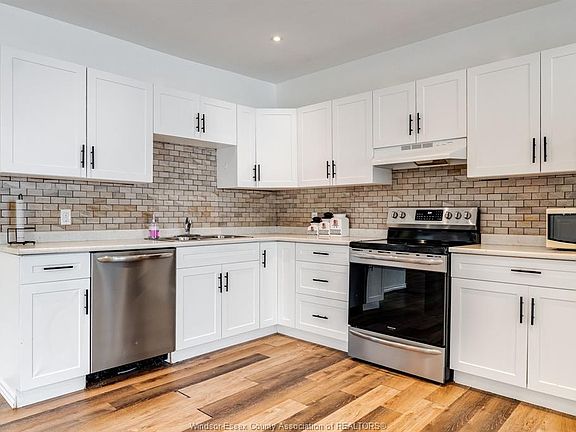 5th image of 171 Edgar St
