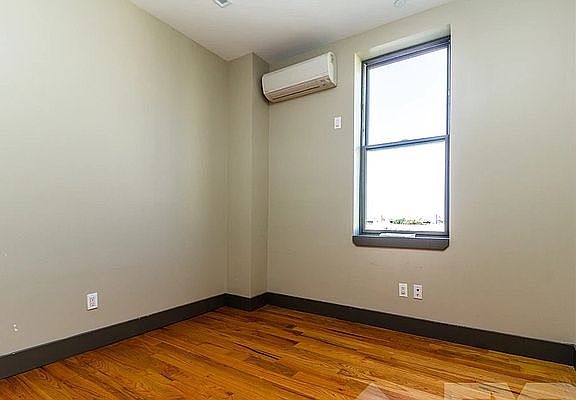 3rd image of 336 Melrose St #4F
