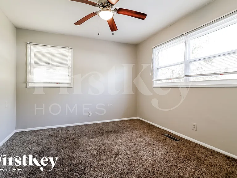 3085 Piper Dr — Photo 12