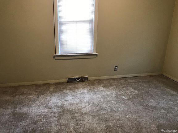 5th image of 1861 Academy St