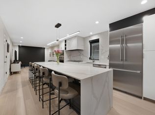 956 Hunter Ave, Columbus, OH 43201