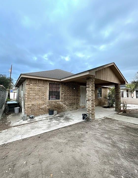 1st image of 968 Humberto Garza Jr St