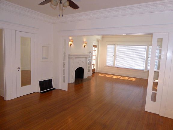 Light & Bright Dining & Living Room Area!