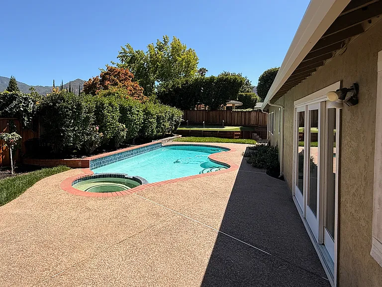 229 Mountaire Cir — Photo 16