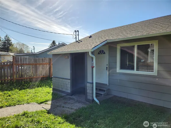 123 Acorn Street, Bremerton, WA 98310