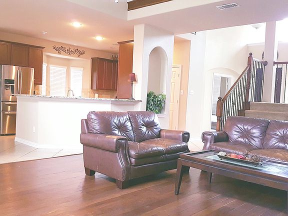Open entertaining 