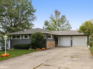 1035 Diana St, Iowa City, IA 52240