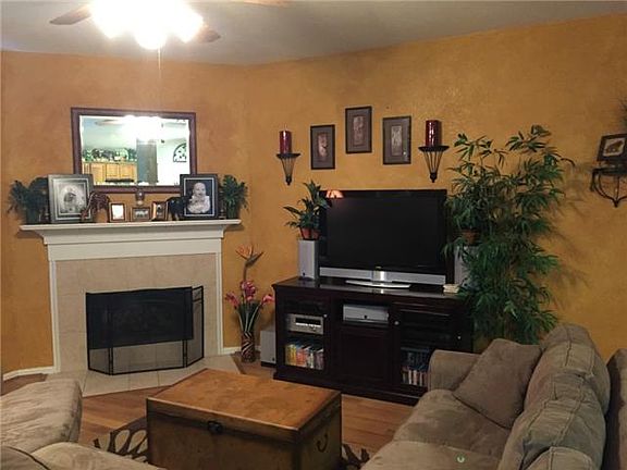 4th image of 2520 Prospect Hill Dr
