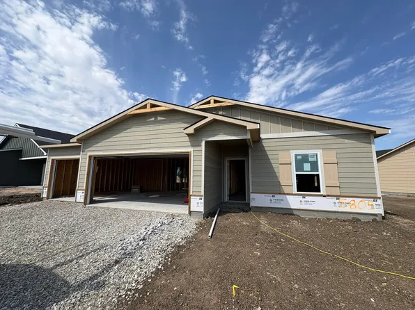 5805 N Plumthicket St, Wichita, KS 67226
