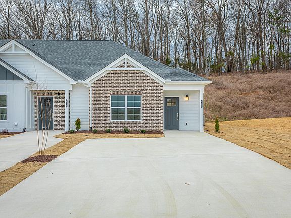 2nd image of 367 Bellingham Dr NE #34D