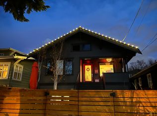 6746 11th Ave NW, Seattle, WA 98117