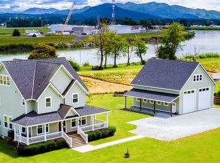 14121 Avon Allen Rd, Mount Vernon, WA 98273