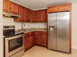 90 Ridgewood Ln APT 1, Gardner, MA 01440