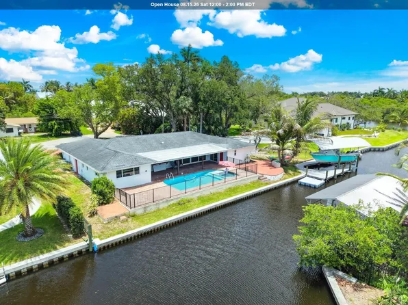 1040 Edgemere Dr, Fort Myers, FL 33919