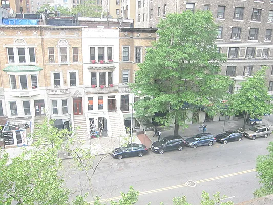 Rented by Luxor Homes & Investment Realty | media 21