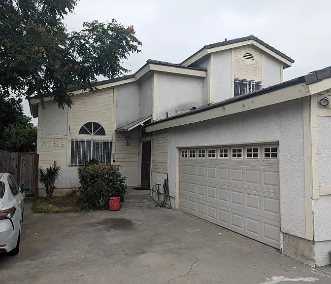 3155 Charlotte Ave — Photo 5