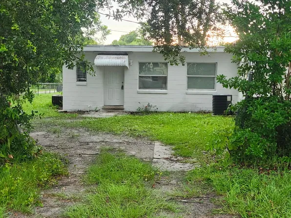 1101 W 20th St APT B, Sanford, FL 32771