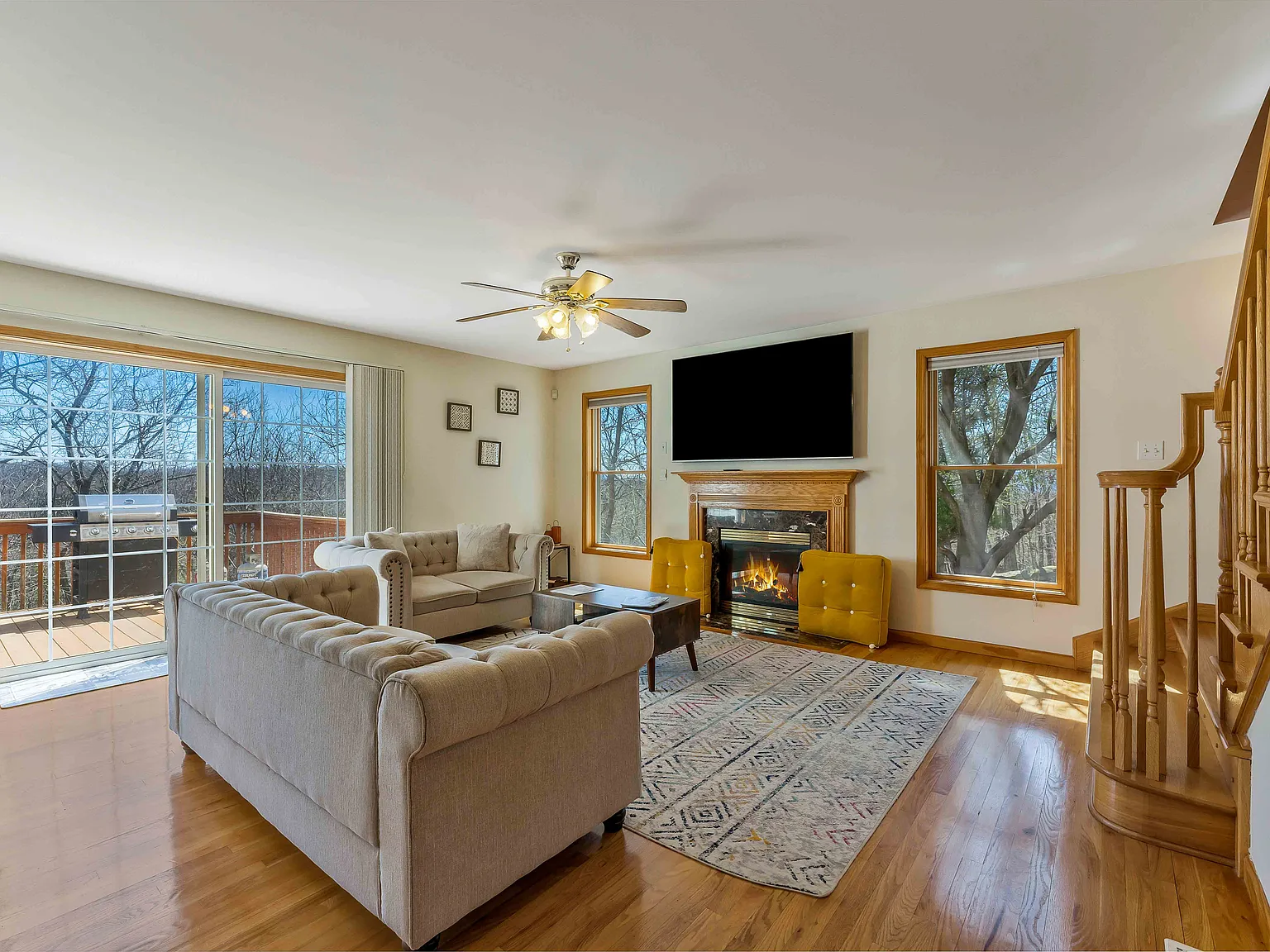 4 bed, 2700 sqft, $3,500 — Photo 3