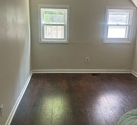 2nd image of 117 High St #3