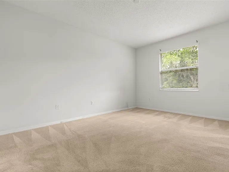 9406 Candice Ct — Photo 19