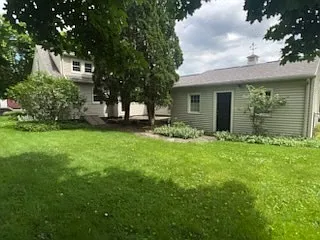 110 Ardmore Rd — Photo 5