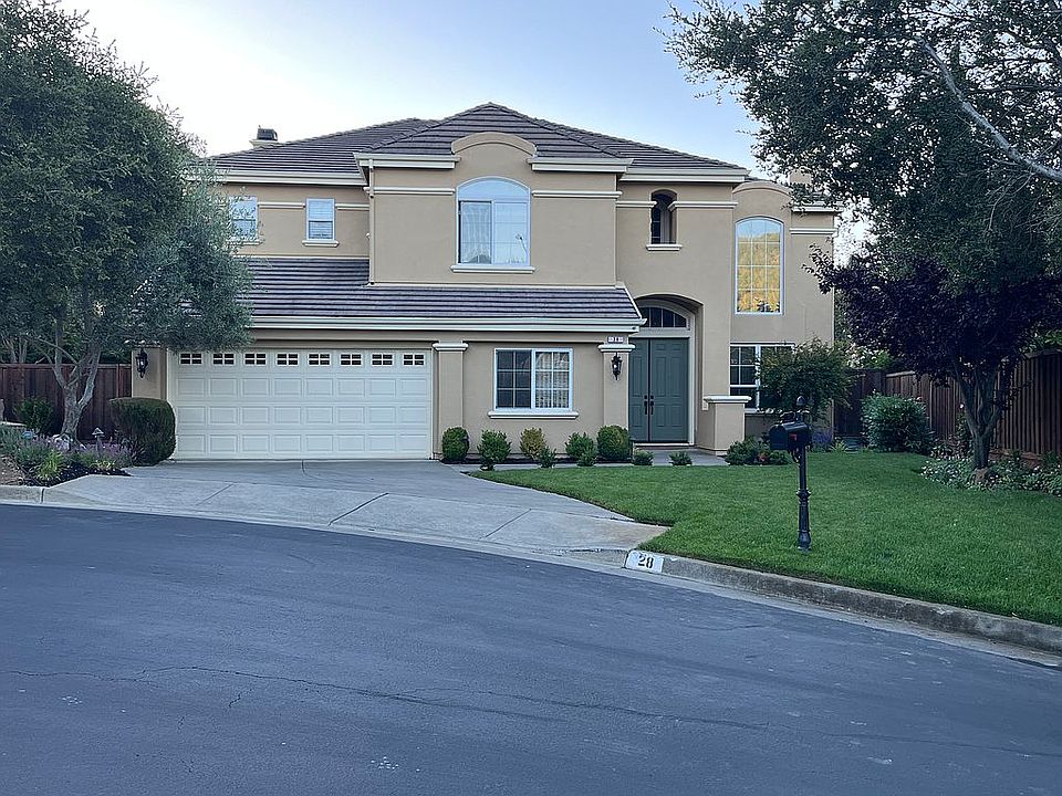 1st image of 28 Pepper Creek Way