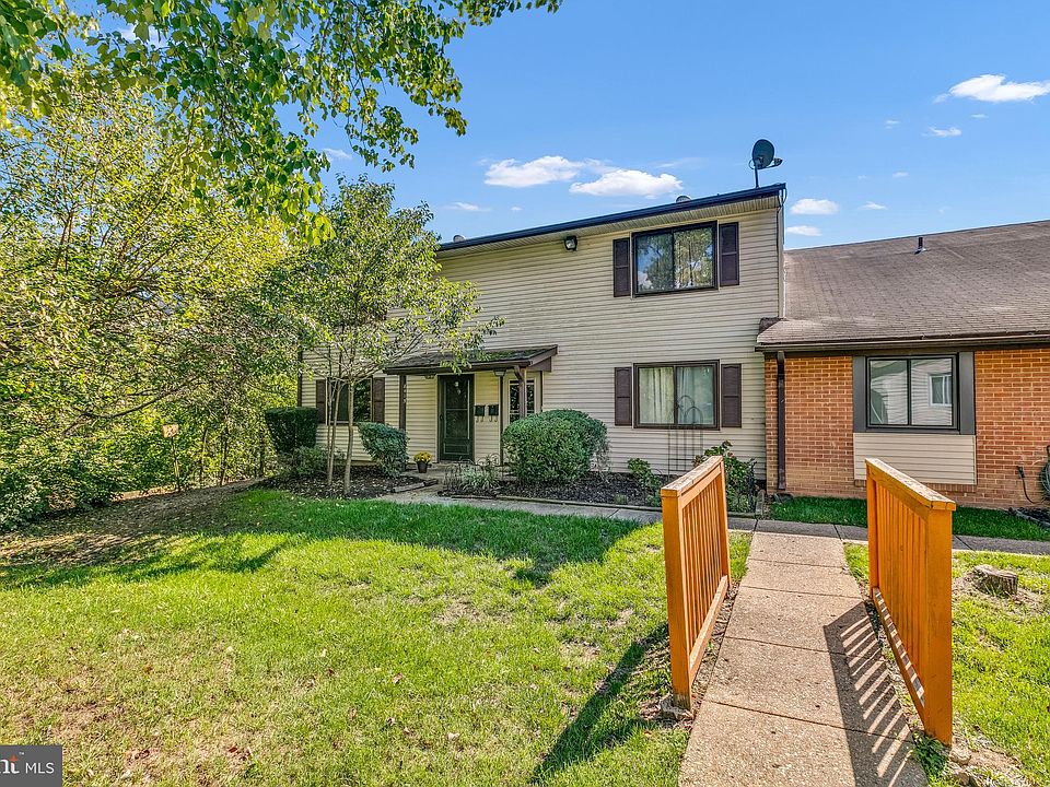 1st image of 8415 Orinda Ct #272