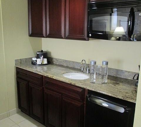4th image of 600 Atlantic Ave #829