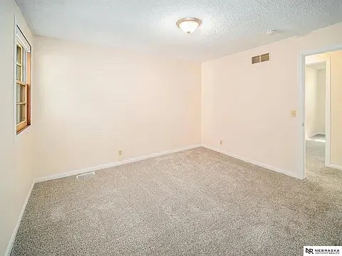 949 E St — Photo 8
