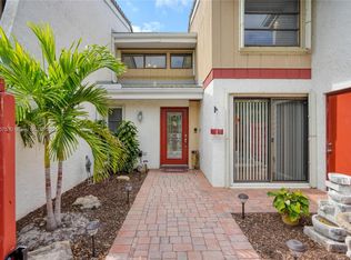 Lakes Of Emerald Hills, Hollywood, FL 33021