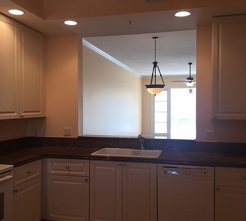 4th image of 8 Harbour Isle Dr E Unit 202
