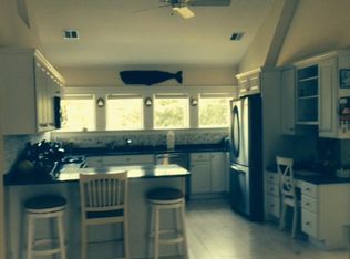 379 Monomoscoy Rd, Mashpee, MA 02649