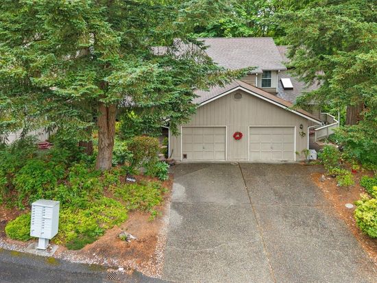 8609 137th Avenue NE, Redmond, WA 98052