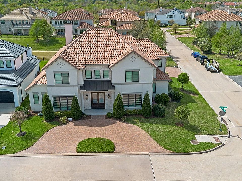 1st image of 2302 Camden Creek Ln