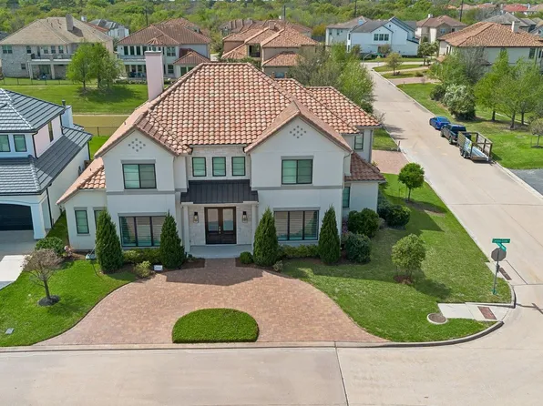 2302 Camden Creek Ln, Houston, TX 77077