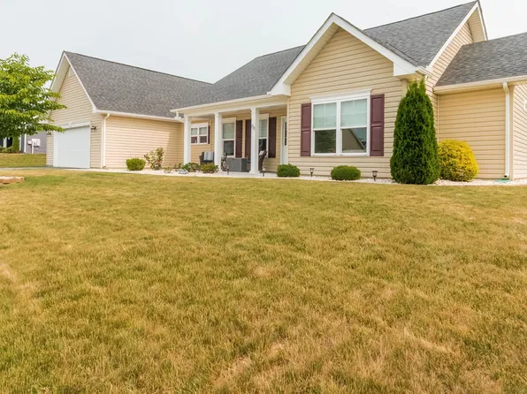 733 Aqueduct Ave, Martinsburg, WV 25404
