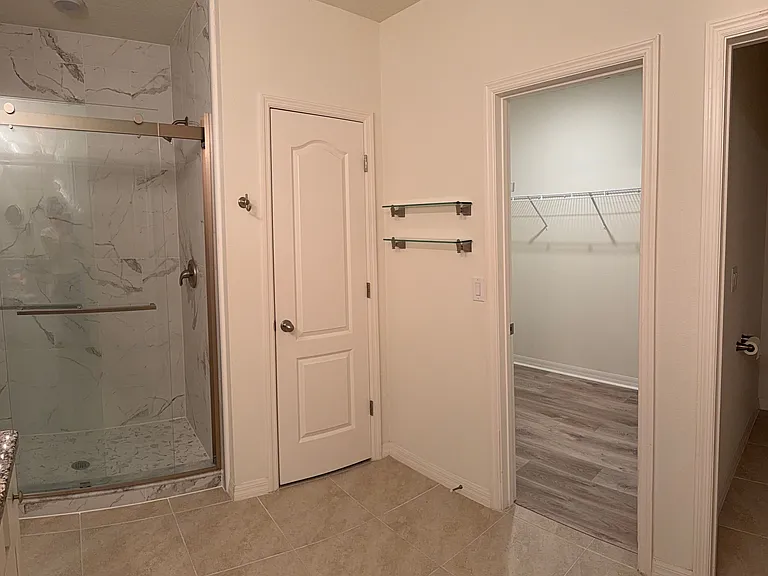 327 Lazio Cir — Photo 12