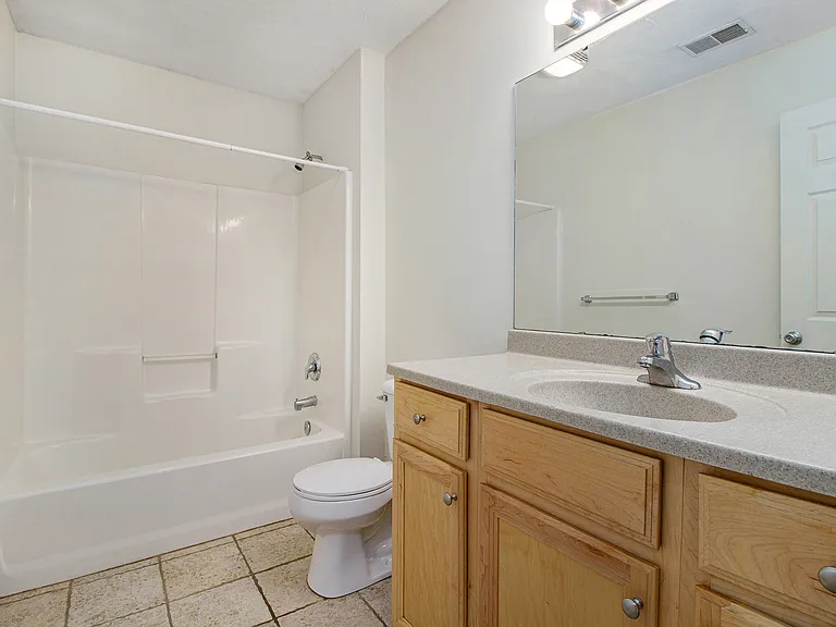 1315 Fraternity Village Dr #1 — Photo 8