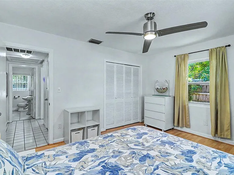 209 S Aurora Ave — Photo 16