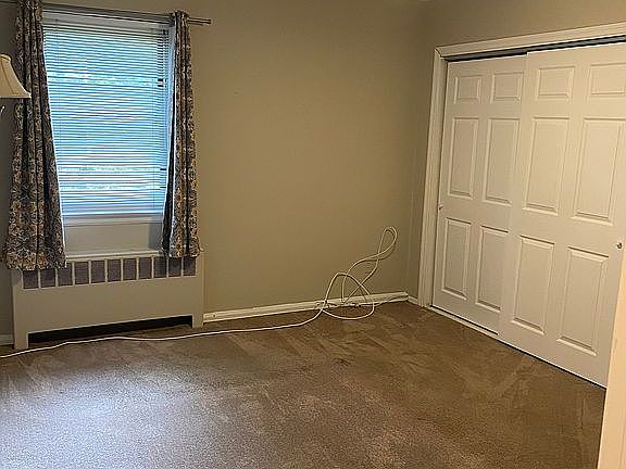 5th image of 129 15th St APT D2