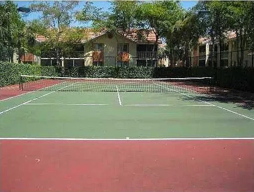 1081 Coral Club Dr — Photo 28