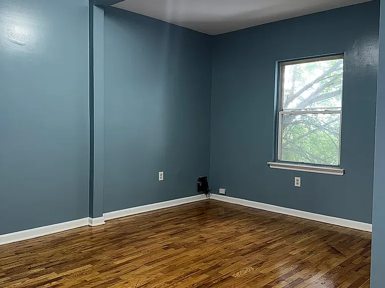 44 Astor St #2 — Photo 5