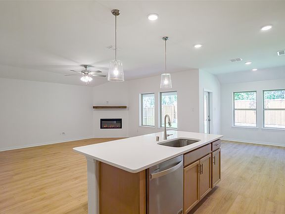 5th image of 1636 Basalt Ln