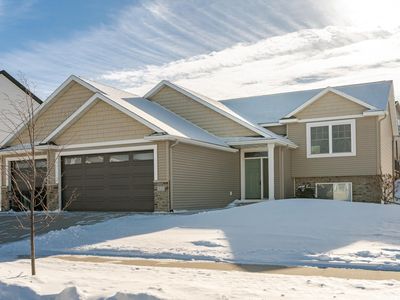 830 Towne Dr NE, Byron, MN, 55920