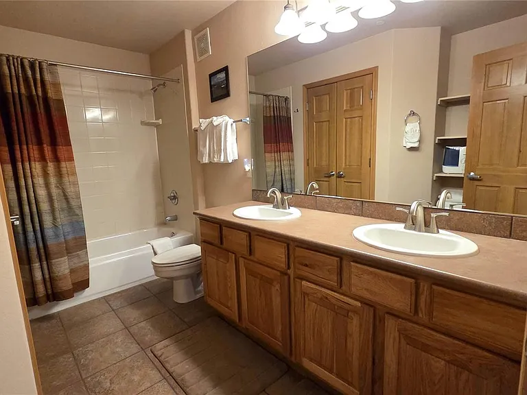 720 Lakepoint Dr #B6 — Photo 22
