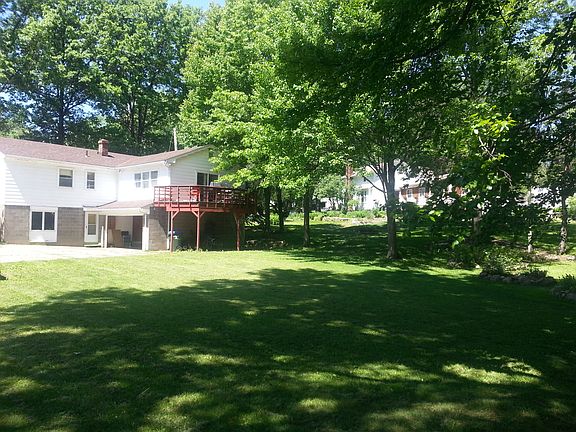 3rd image of 971 Tallmadge Rd