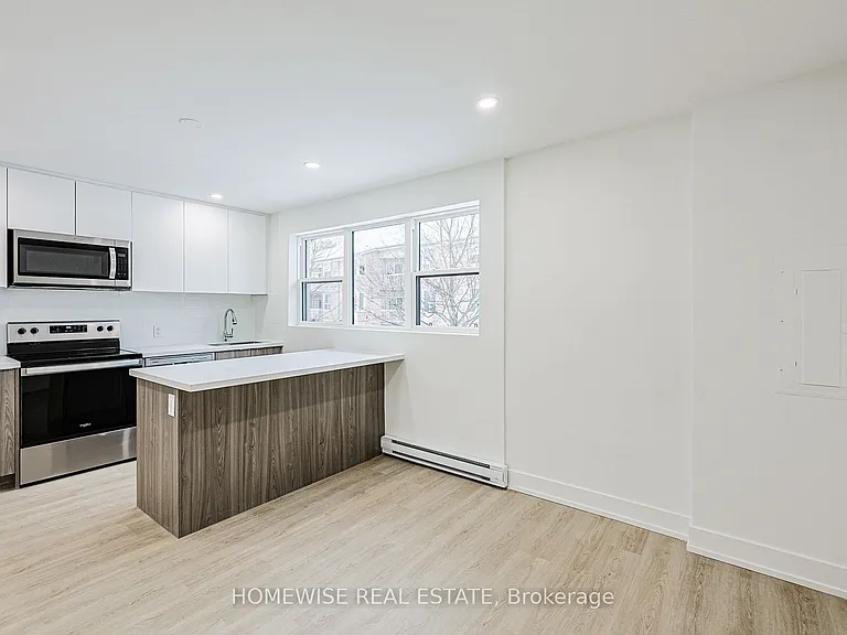 100 Liberty St N #18B — Photo 1
