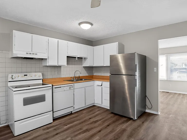 2707 Heatherlea Ct — Photo 16