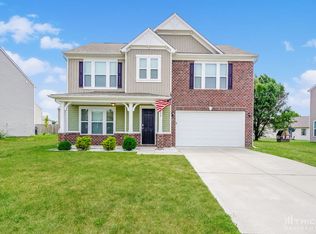 4659 Maplelawn Dr, Columbus, IN